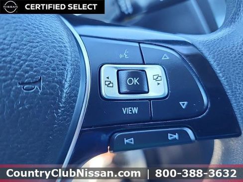 Used 2019 Volkswagen Tiguan S w/ 3rd Row Seat Package AWD/4WD image 17