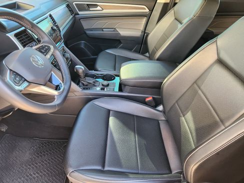 Used 2021 Volkswagen Atlas SEL image 13