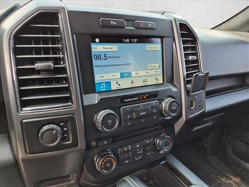 Used 2018 Ford F150 XLT w/ Equipment Group 302A Luxury AWD/4WD image 11