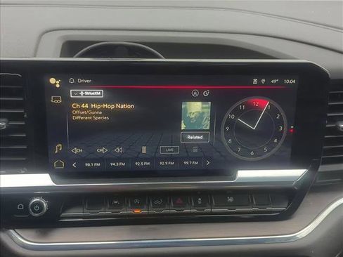 Used 2024 GMC Sierra 1500 SLT image 7