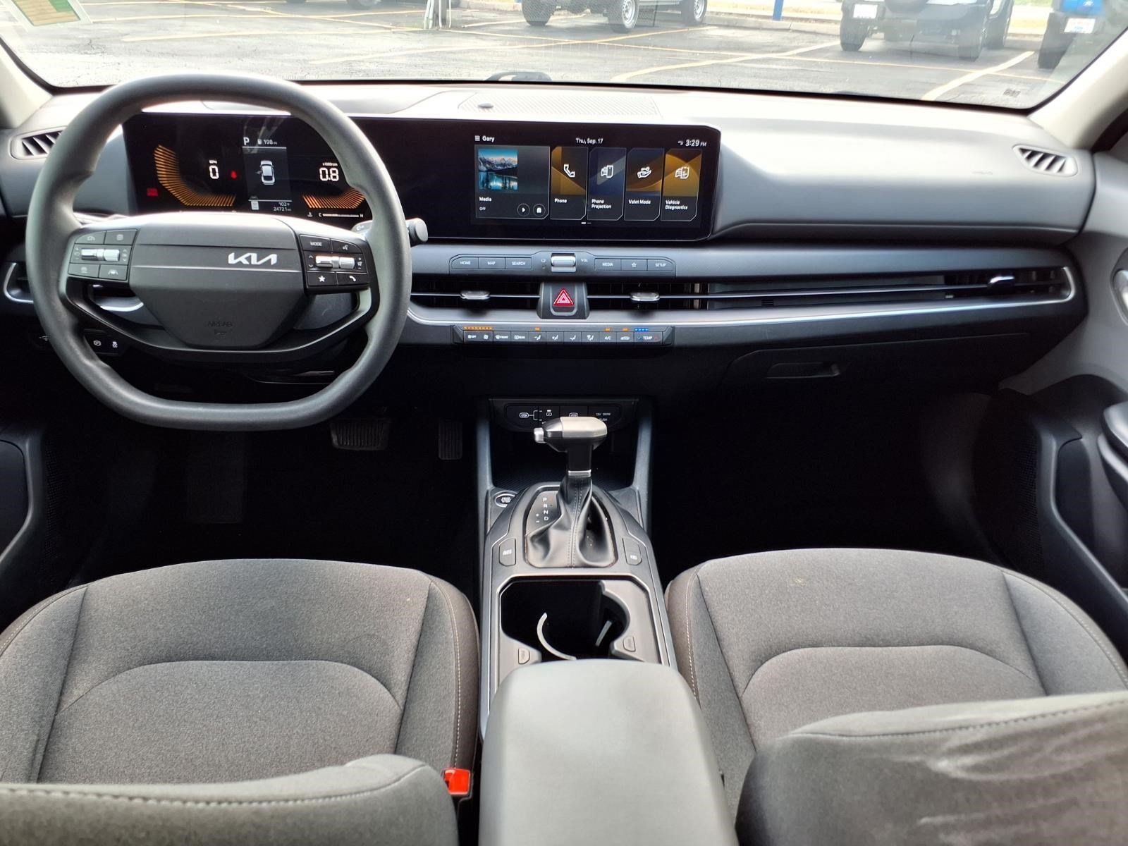 Used 2025 Kia K4 FWD image 12