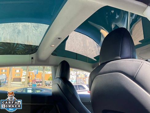 Used 2022 Tesla Model 3 Long Range AWD/4WD image 61