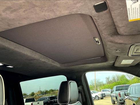 Used 2025 GMC Sierra 2500 AT4X AWD/4WD image 21