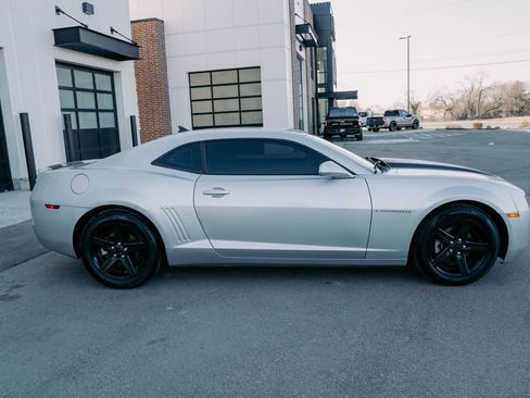 Used 2012 Chevrolet Camaro LS image 10