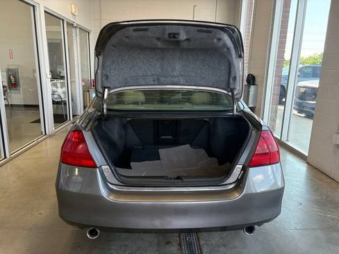 Used 2006 Honda Accord EX image 14