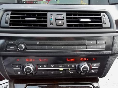 Used 2012 BMW 535i xDrive Sedan image 23