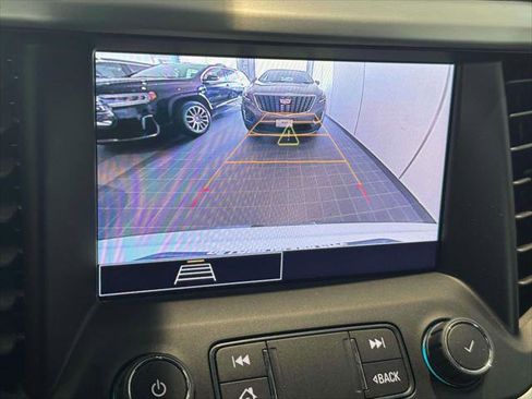 Certified 2023 GMC Acadia SLE image 23