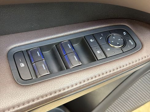 Used 2023 Lexus RX 350 w/ Cold Area Package AWD/4WD image 13