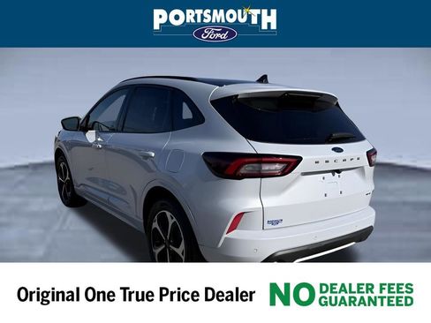 Used 2025 Ford Escape ST-Line Elite AWD/4WD image 31