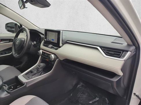 Certified 2025 Toyota RAV4 XLE w/ Convenience Package FWD image 25