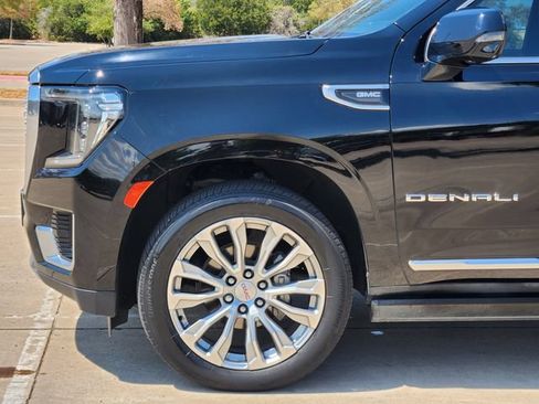 Used 2023 GMC Yukon Denali w/ LPO, Floor Liner Package AWD/4WD image 8