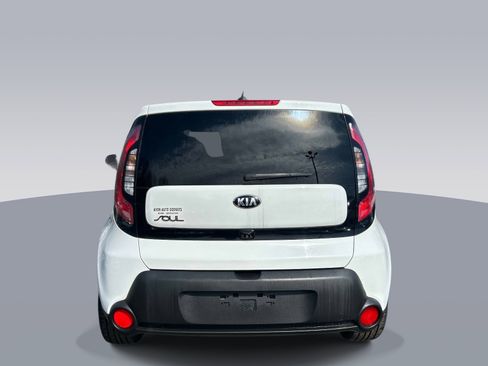 Used 2016 Kia Soul w/ Convenience Package FWD image 4