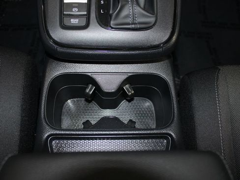 Used 2024 Honda CR-V EX image 17