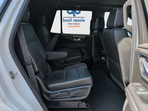 Used 2021 GMC Yukon SLT w/ SLT Premium Package image 20