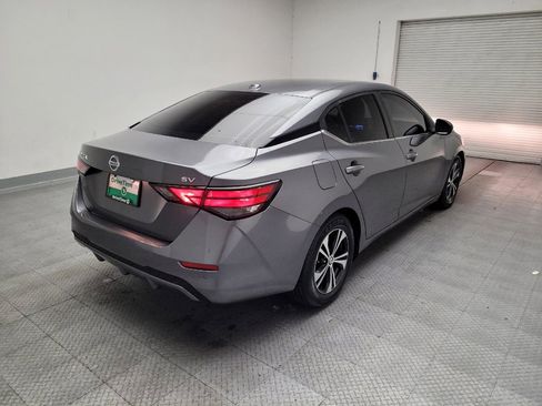 Used 2021 Nissan Sentra SV image 9