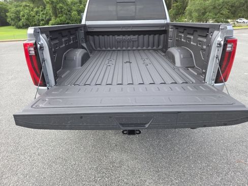 New 2026 GMC Sierra 2500 SLT w/ SLT Premium Package AWD/4WD image 22
