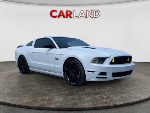 Used 2014 Ford Mustang GT w/ FP8 Appearance Package RWD image 8