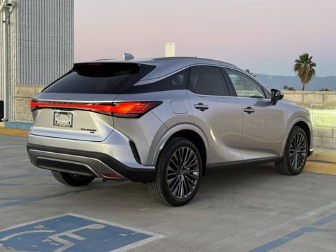 New 2026 Lexus RX 450h RX 450h+ Luxury image 11