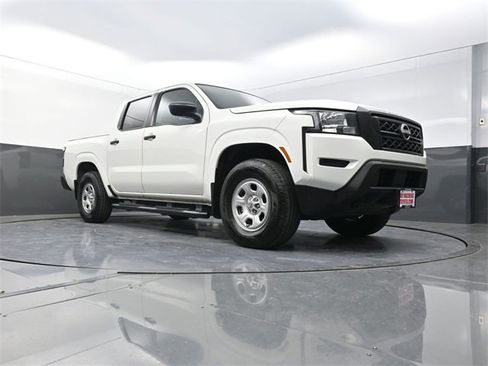 Used 2024 Nissan Frontier S image 27