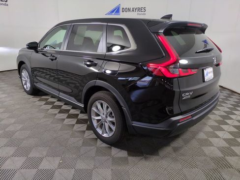 Certified 2025 Honda CR-V EX image 4