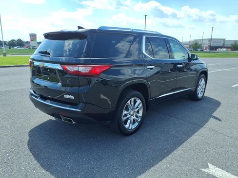 Certified 2021 Chevrolet Traverse High Country w/ LPO, Floor Liner Package AWD/4WD image 4