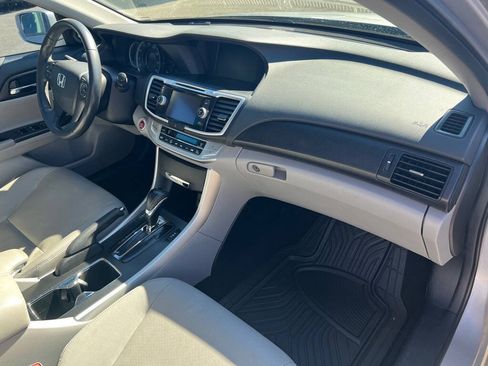 Used 2013 Honda Accord EX-L image 40