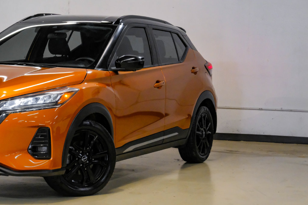 Used 2023 Nissan Kicks SR FWD image 6