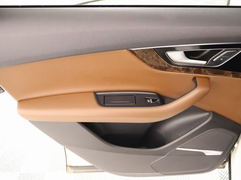 Used 2019 Audi Q7 3.0T Premium Plus image 19