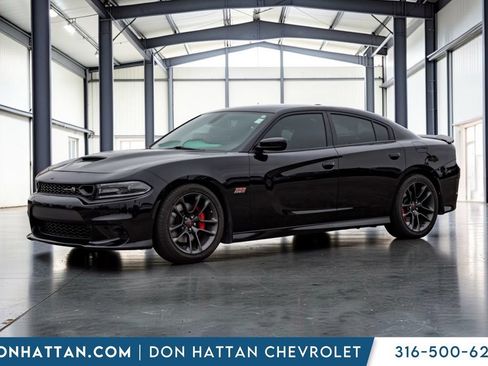 Used 2021 Dodge Charger Scat Pack w/ Plus Group RWD image 2