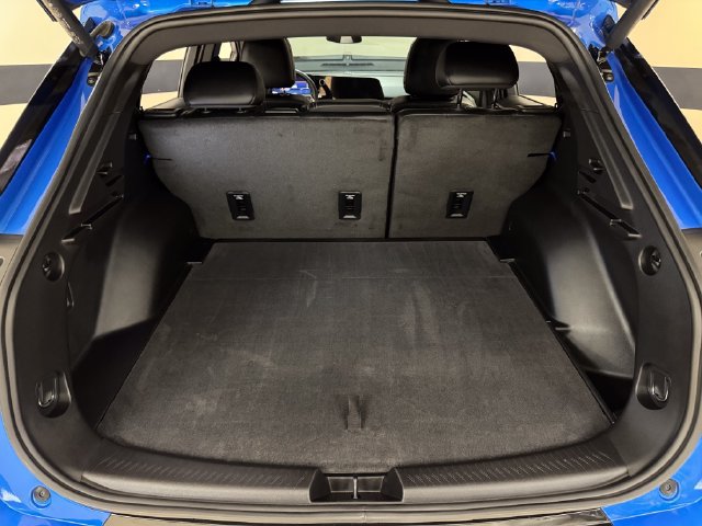 Used 2024 Chevrolet Equinox EV LT FWD image 23