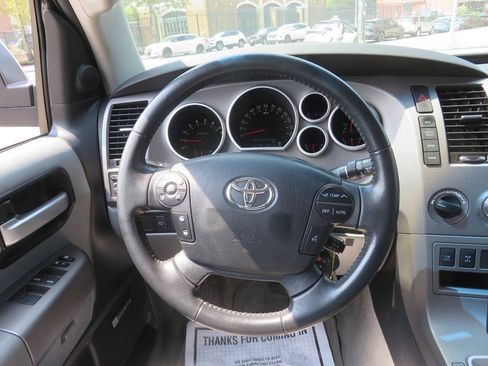 Used 2011 Toyota Sequoia Limited AWD/4WD image 14