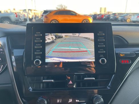 Used 2021 Toyota Camry SE image 21