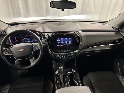 Used 2020 Chevrolet Traverse LT w/ LPO, Floor Liner Package FWD image 4