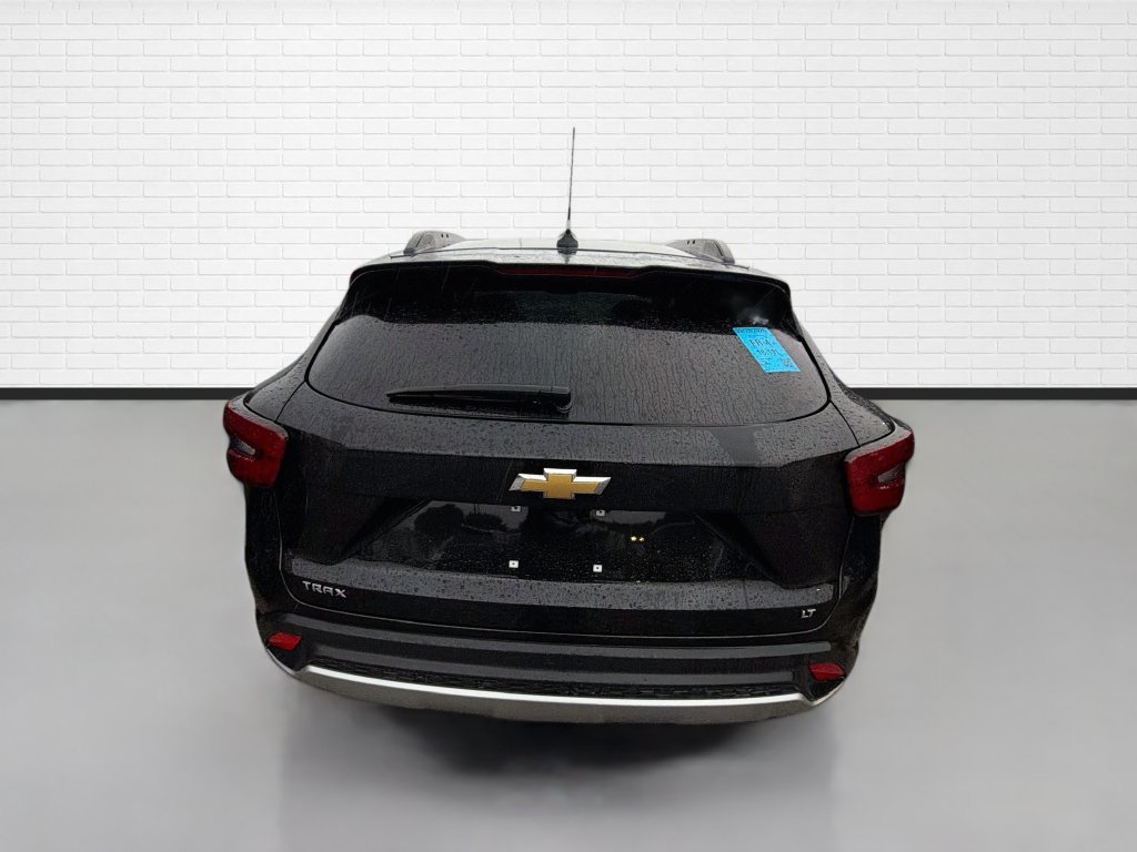Used 2025 Chevrolet Trax LT w/ Driver Confidence Package FWD image 7