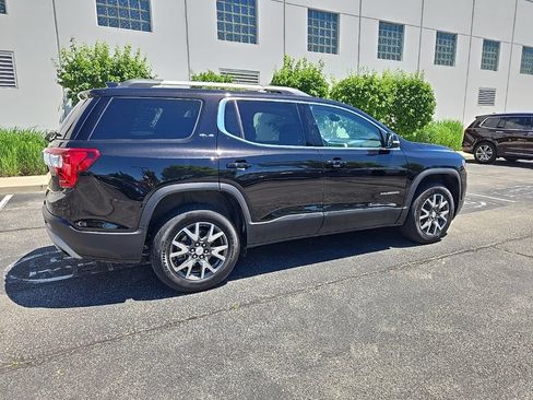 Used 2023 GMC Acadia SLE w/ Driver Convenience Package FWD image 8