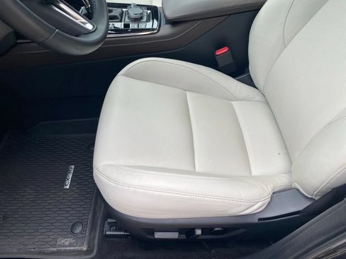 Certified 2025 MAZDA CX-30 AWD 2.5 S w/ Premium Package image 17