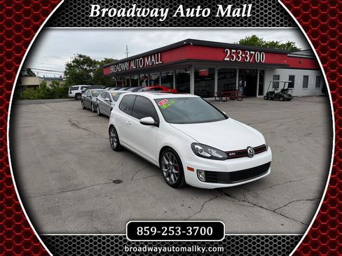 Used 2013 Volkswagen Golf 2-Door FWD image 1
