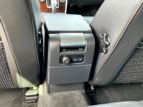 Used 2013 Volvo XC70 3.2 image 27