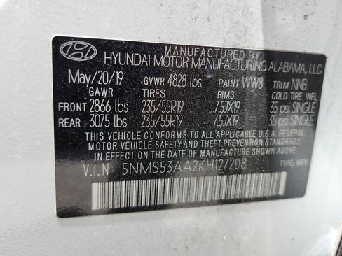 Used 2019 Hyundai Santa Fe FWD image 12