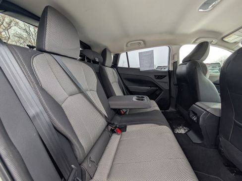 Used 2024 Subaru Crosstrek 2.0i Premium image 33