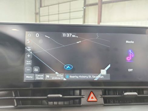 Used 2024 Kia Sportage EX AWD/4WD image 26