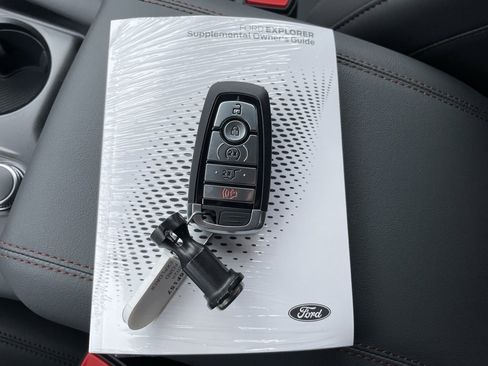 New 2026 Ford Explorer Active w/ Active Comfort Package image 49