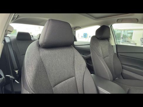 Certified 2025 Honda Accord SE image 18