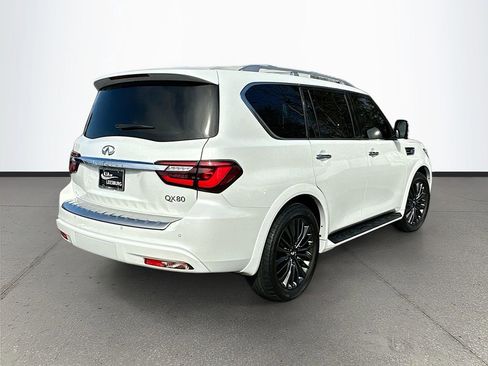 Used 2022 INFINITI QX80 Sensory w/ Cargo Package image 7