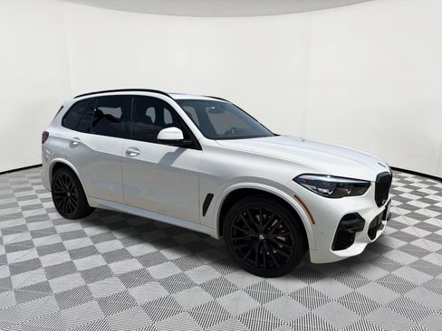 Used 2023 BMW X5 xDrive40i w/ M Sport Package AWD/4WD image 6