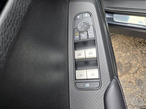 New 2025 Mitsubishi Outlander SE image 20