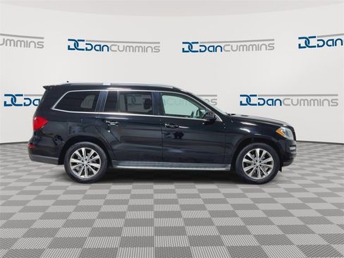 Used 2014 Mercedes-Benz GL 450 4MATIC image 9
