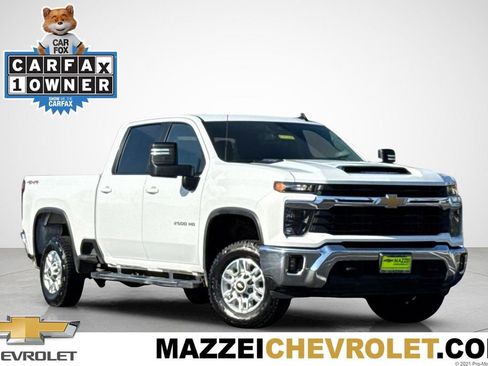 Used 2025 Chevrolet Silverado 2500 LT w/ Convenience Package image 1