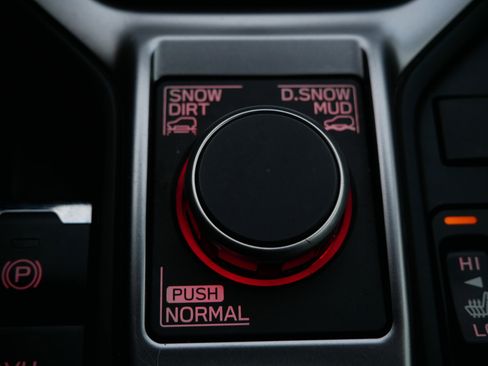 Used 2020 Subaru Forester Touring w/ Popular Package #2 image 16