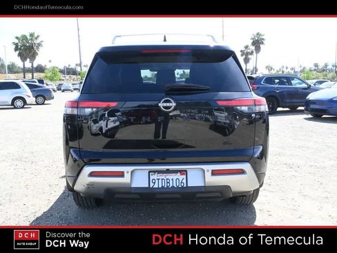 Used 2022 Nissan Pathfinder SL w/ SL Black Package image 6